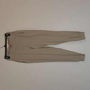 Lululemon khaki joggers barely worn size unknown fits med/6